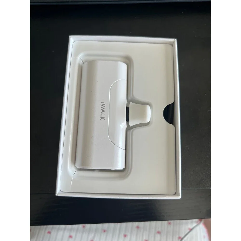 iWalk LinkPod 4 docking battery for iPhones